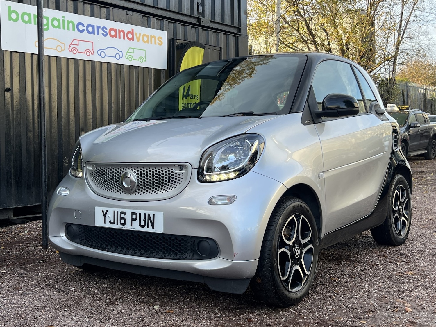 Used smart fortwo 2016 for sale - 76687164: Photo 16