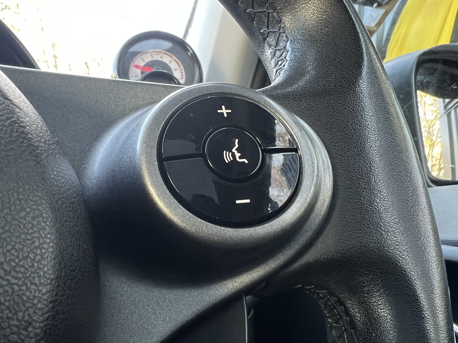 Used smart fortwo 2016 for sale - 76687164: Photo 27