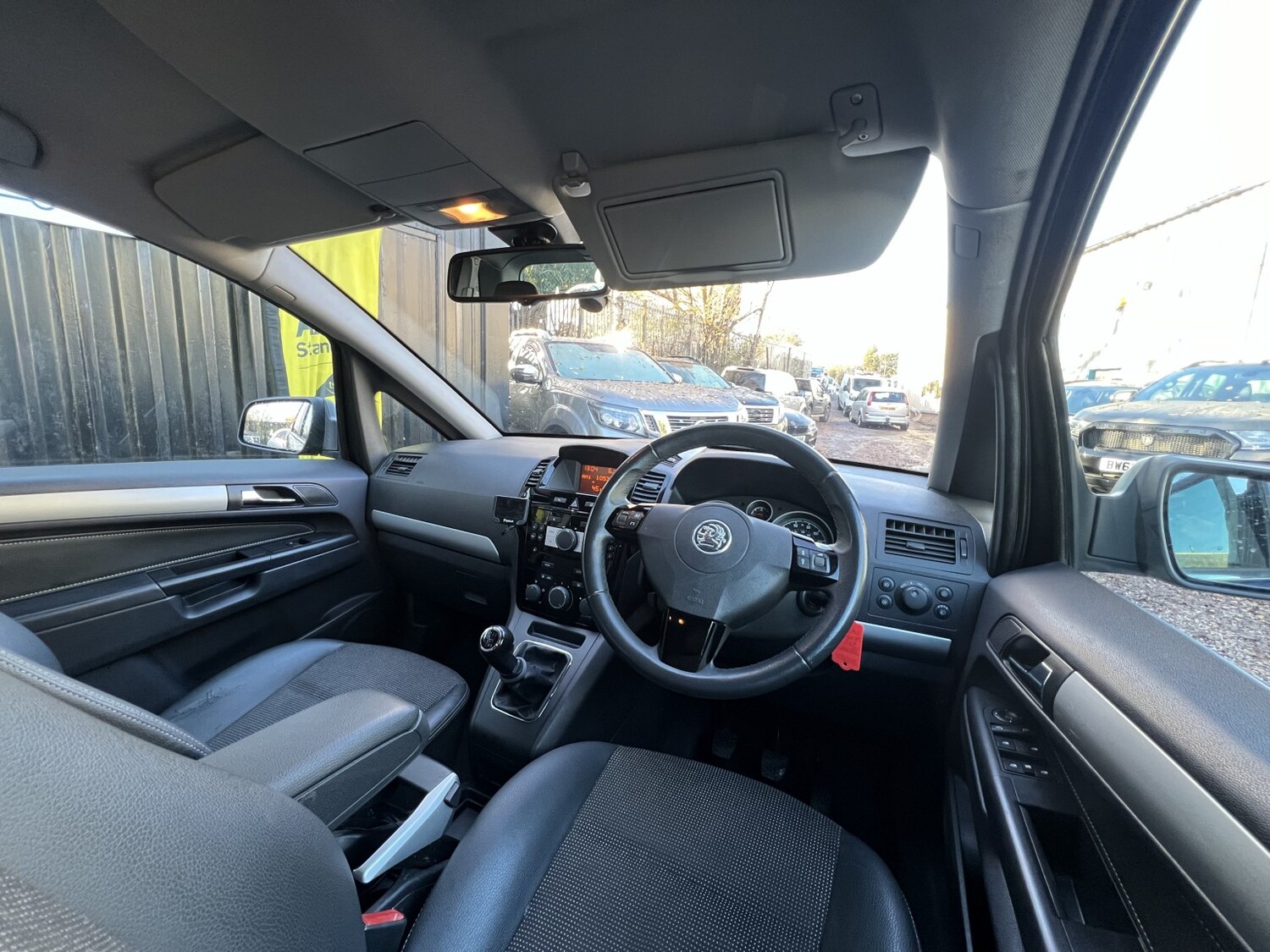 Used Vauxhall Zafira 2010 for sale - 76830357: Photo 17