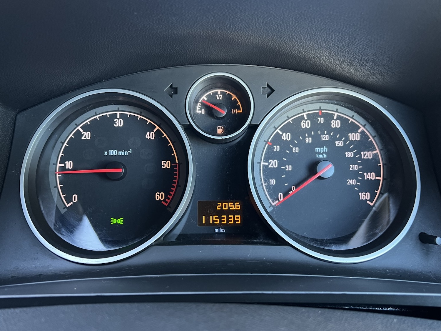 Used Vauxhall Zafira 2010 for sale - 76830357: Photo 23