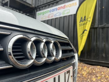 Used Audi A4 2016 for sale - 76397057: Photo