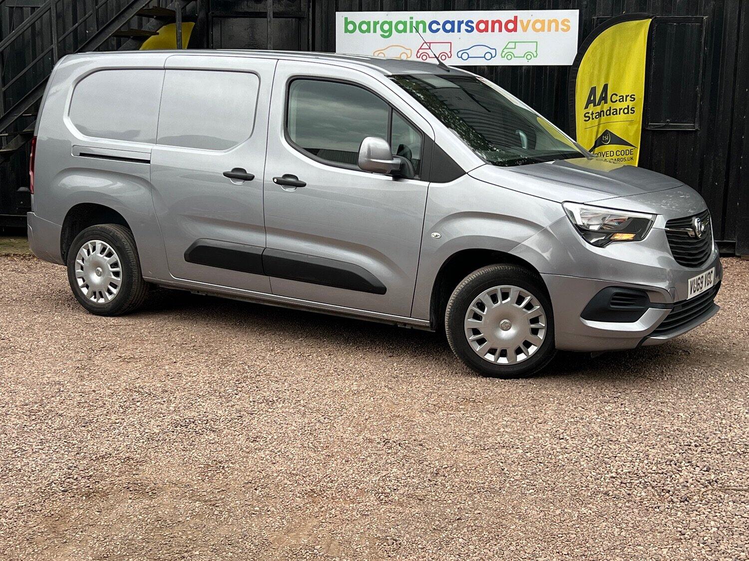 Used Vauxhall Combo 2019 for sale - 76305529: Photo 1