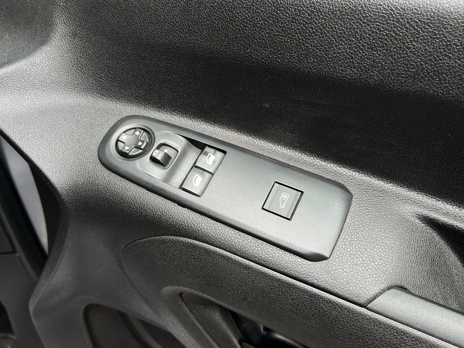 Used Vauxhall Combo 2019 for sale - 76305529: Photo 10