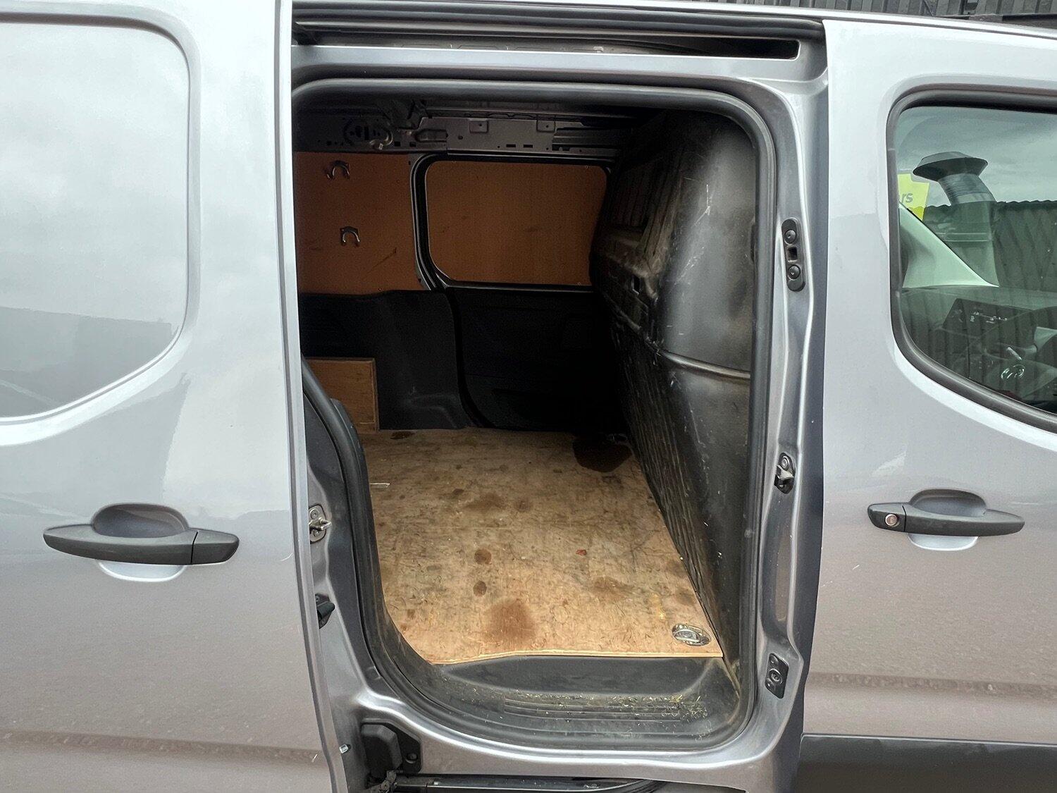 Used Vauxhall Combo 2019 for sale - 76305529: Photo 24