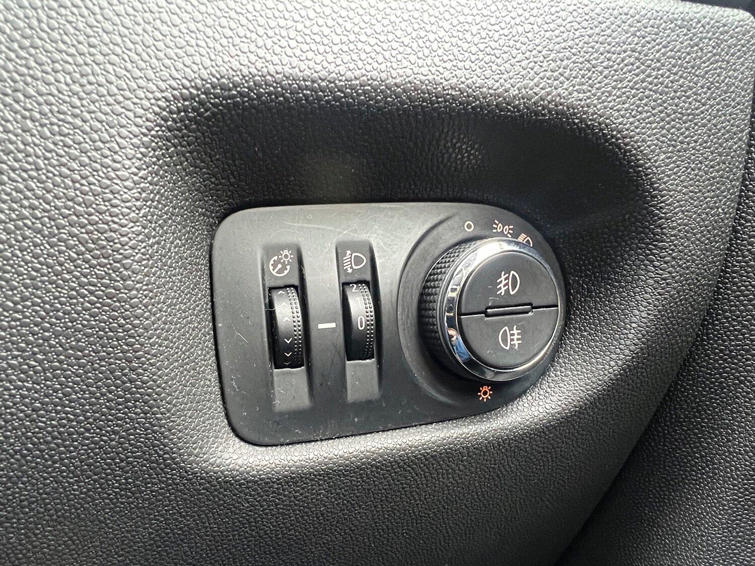 Used Vauxhall Corsa 2012 for sale - 76455446: Photo 16