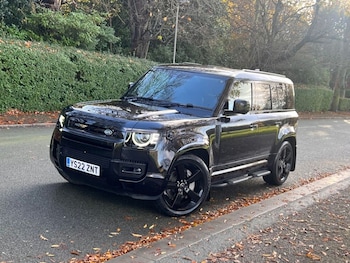 Used Land Rover Defender 2022 for sale - 76569935: Photo