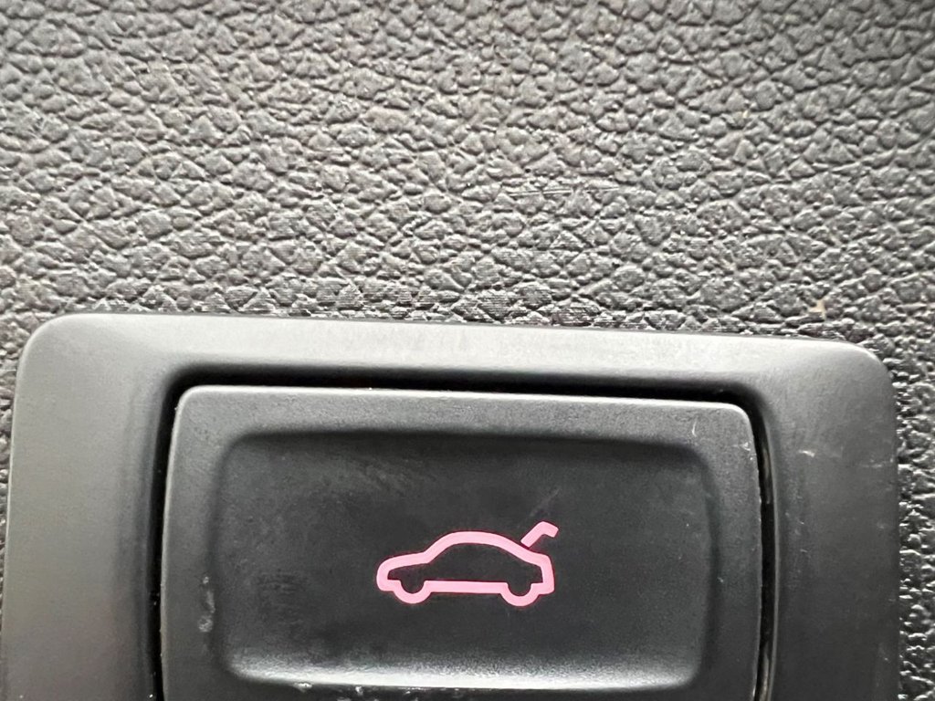 Used Audi Q7 2014 for sale - 76496209: Photo 29