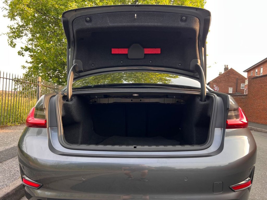 Used BMW 3 Series 2019 for sale - 76162907: Photo 14