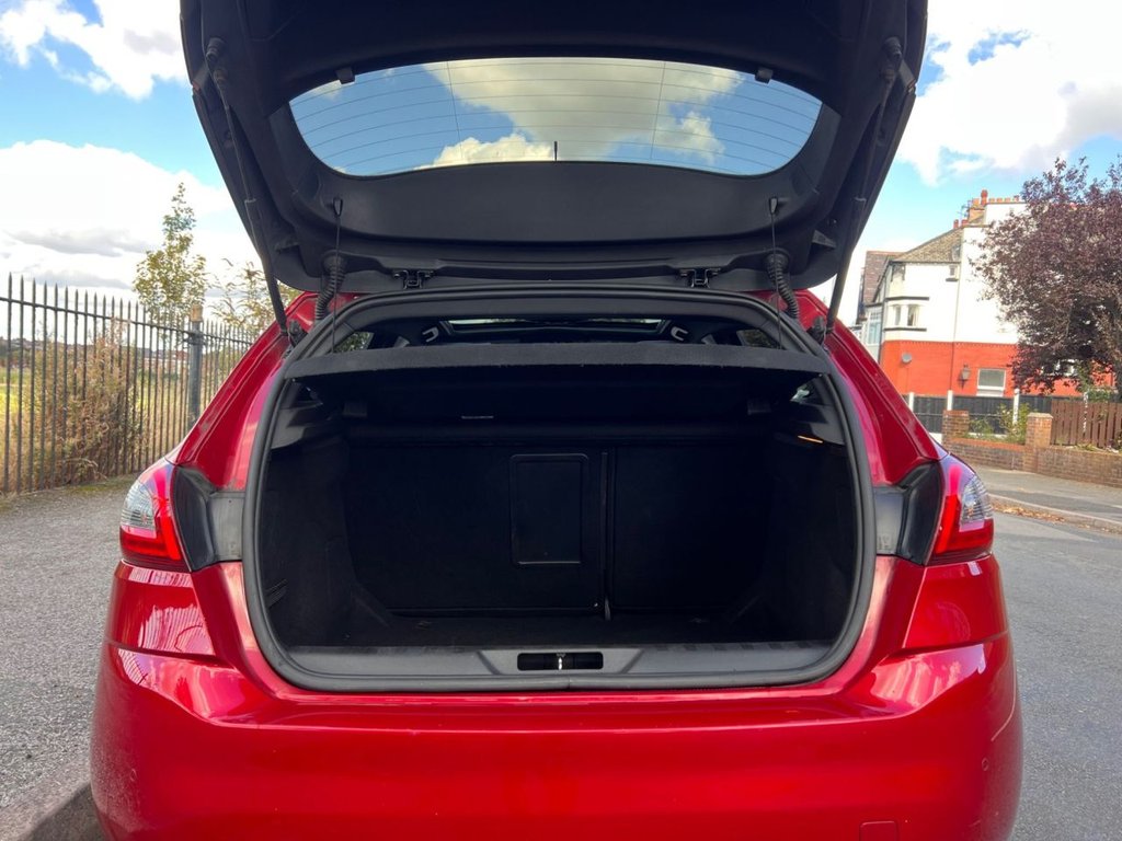 Used Peugeot 308 2017 for sale - 76367497: Photo 13