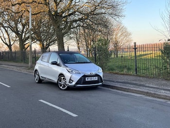 Used Toyota Yaris 2019 for sale - 75876412: Photo