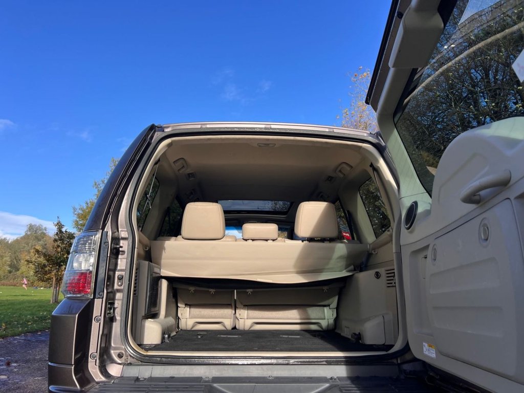 Used Mitsubishi Shogun 2016 for sale - 76439390: Photo 14