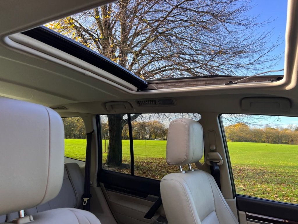 Used Mitsubishi Shogun 2016 for sale - 76439390: Photo 24