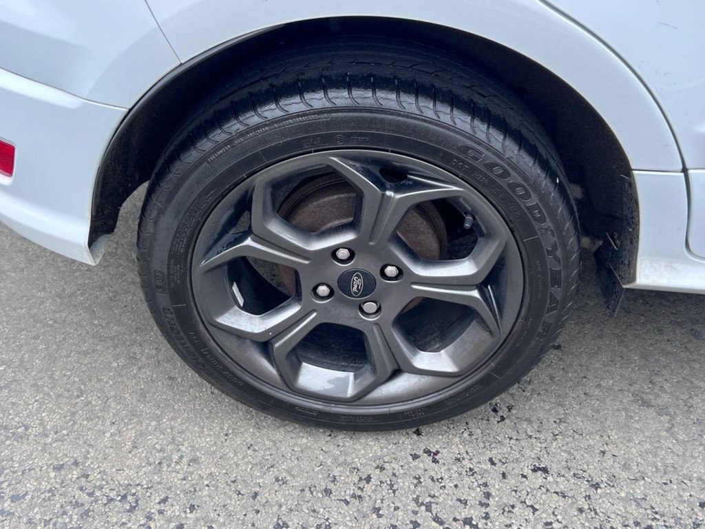 Used Ford Ecosport 2019 for sale - 77967084: Photo 17