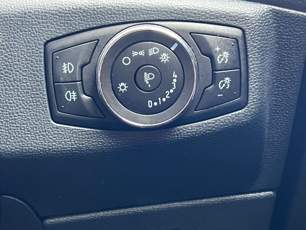 Used Ford Ecosport 2019 for sale - 77967084: Photo 28