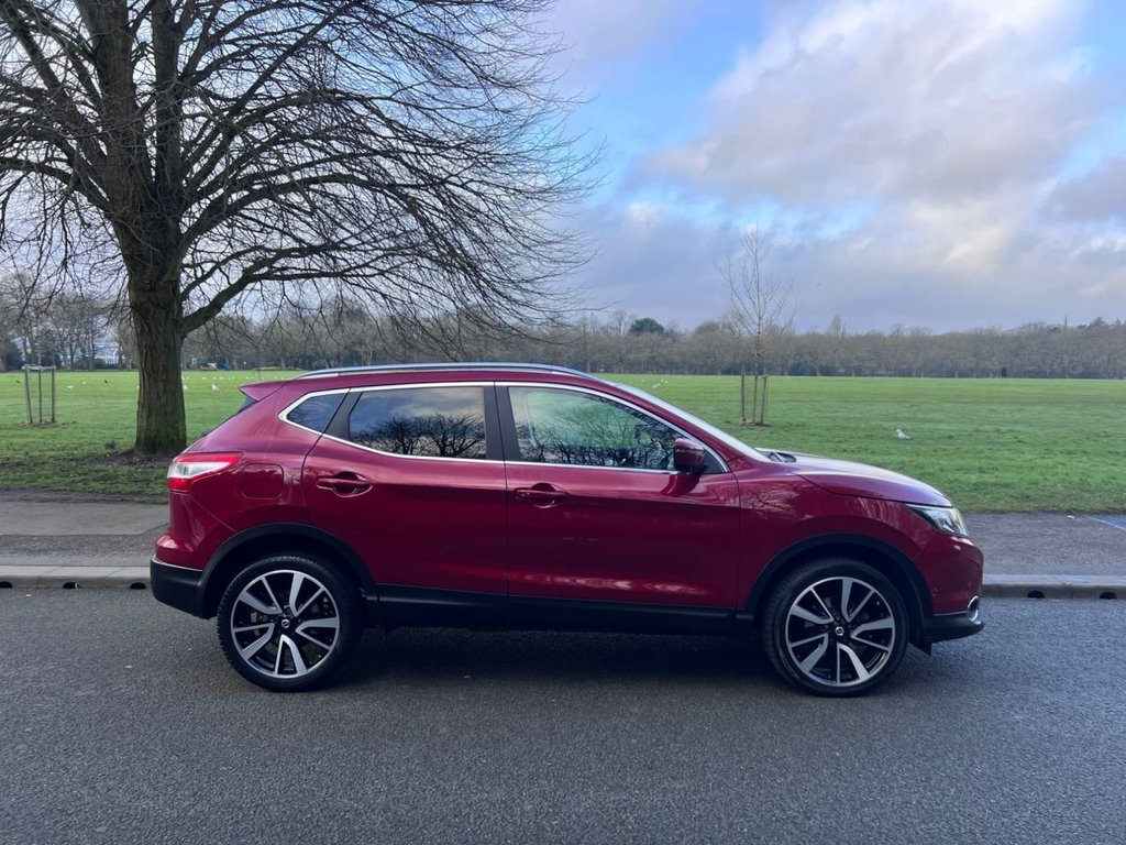 Used Nissan Qashqai 2015 for sale - 77369824: Photo 5