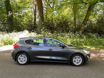 Used Ford Focus 2018 for sale - 78582555: Photo
