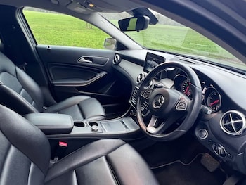 Used Mercedes-Benz GLA 2017 for sale - 77451615: Photo