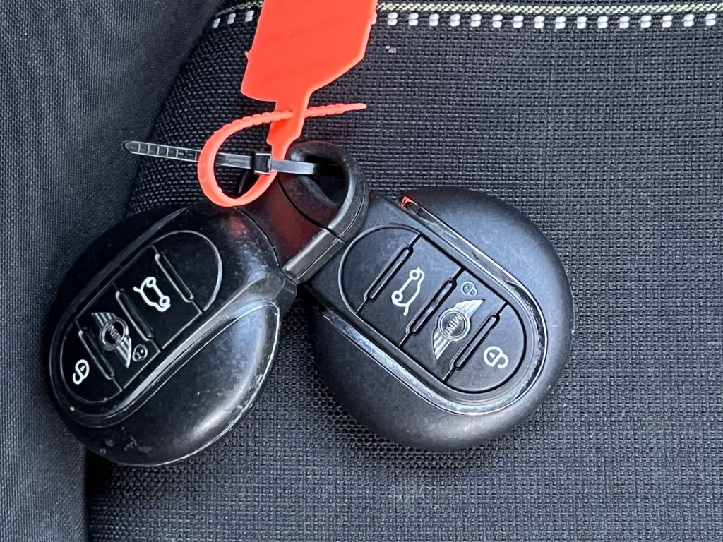 Used MINI Hatch 2017 for sale - 76454133: Photo 25