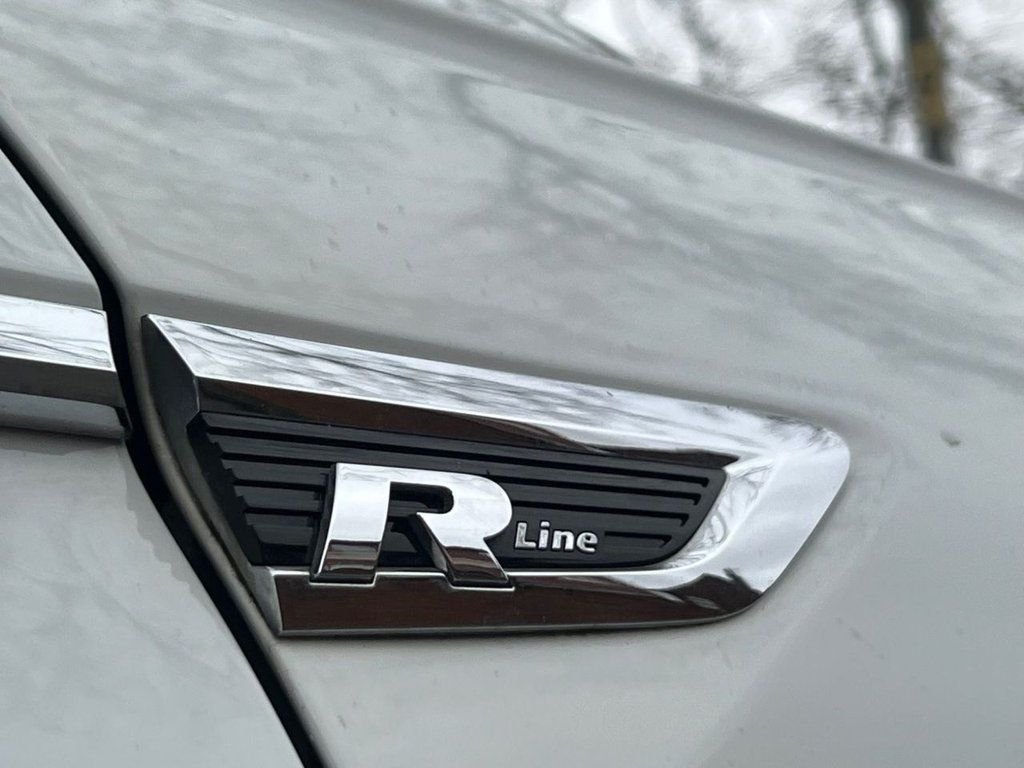 Used Volkswagen Tiguan 2018 for sale - 76768616: Photo 12