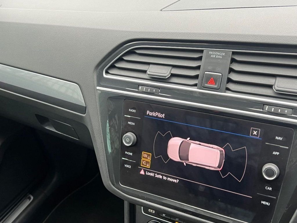 Used Volkswagen Tiguan 2018 for sale - 76768616: Photo 29