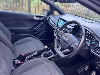 Used Ford Fiesta 2018 for sale - 77153255: Photo