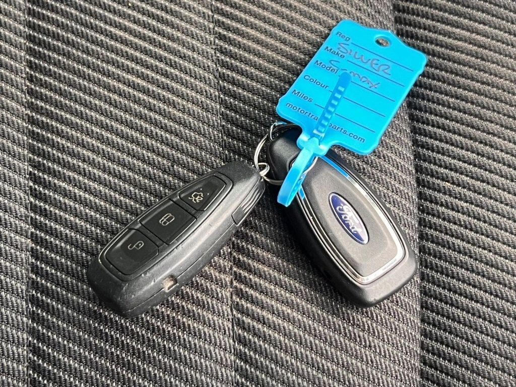 Used Ford S-Max 2014 for sale - 76686658: Photo 25