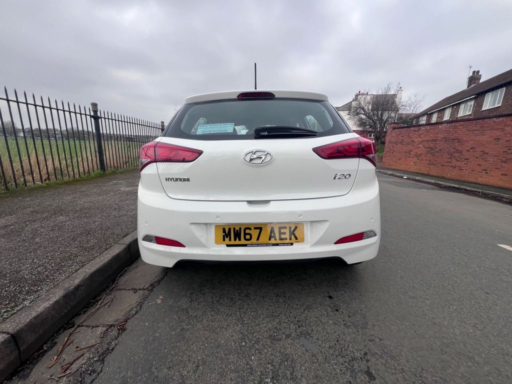 Used Hyundai i20 2018 for sale - 77422732: Photo 11