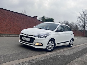 Used Hyundai i20 2018 for sale - 77422732: Photo