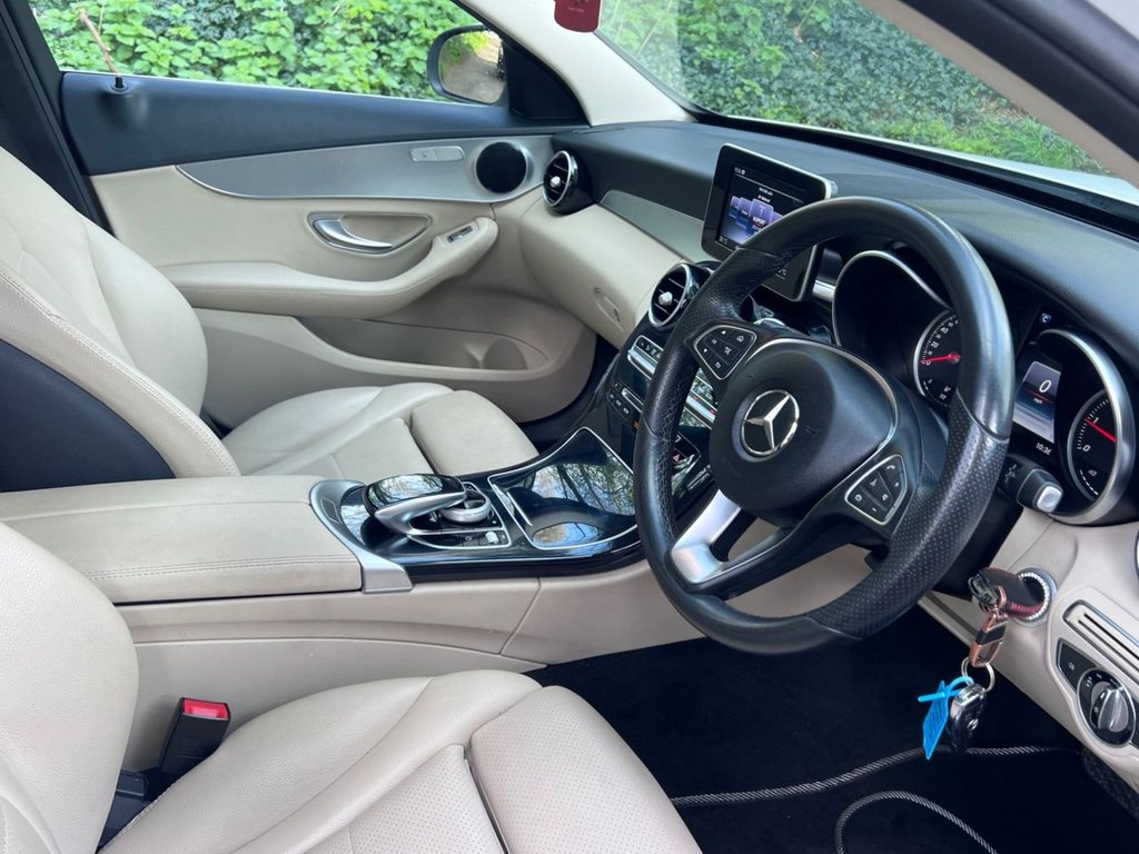 Used Mercedes-Benz C Class 2016 for sale - 78166955: Photo 2