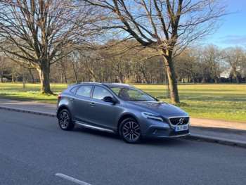 Used Volvo V40 Cross Country 2017 for sale - 74954409: Photo