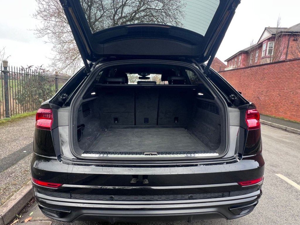 Used Audi Q8 2022 for sale - 77697961: Photo 13