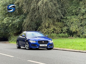 Used Jaguar XE 2018 for sale - 79749634: Photo