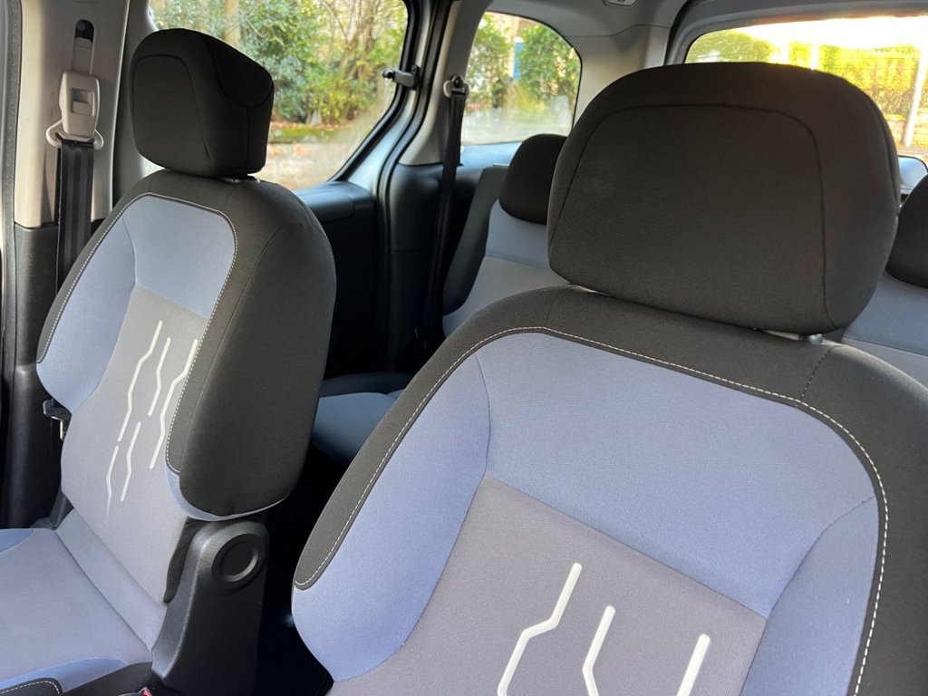 Used Peugeot Partner Tepee 2015 for sale - 76797633: Photo 10