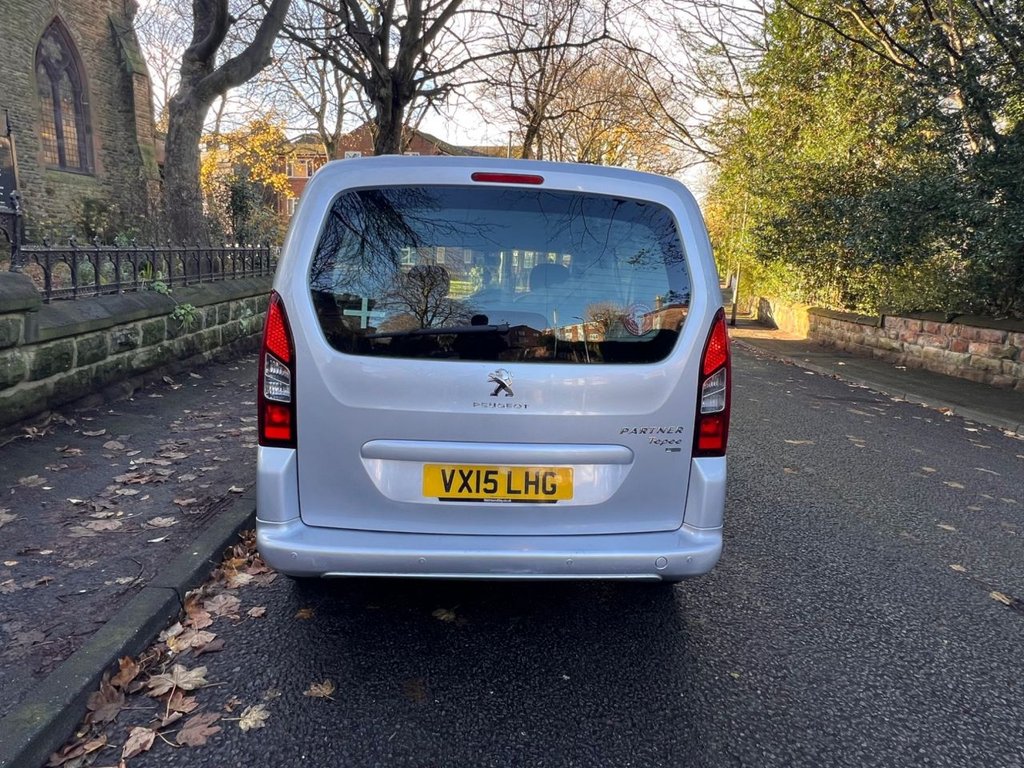 Used Peugeot Partner Tepee 2015 for sale - 76797633: Photo 9