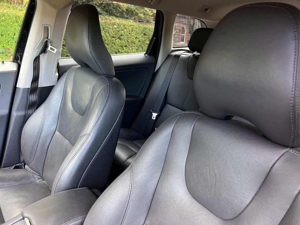 Used Volvo XC60 2015 for sale - 77121703: Photo 11