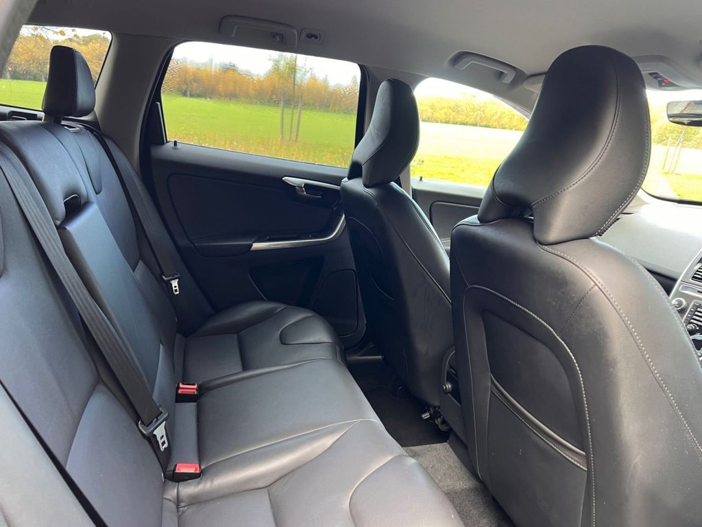 Used Volvo XC60 2015 for sale - 77121703: Photo 12