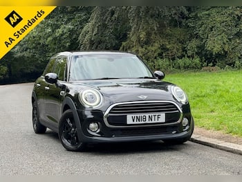 Used MINI Hatch 2018 for sale - 79752079: Photo