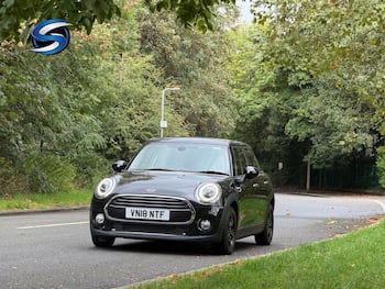 Used MINI Hatch 2018 for sale - 79752079: Photo