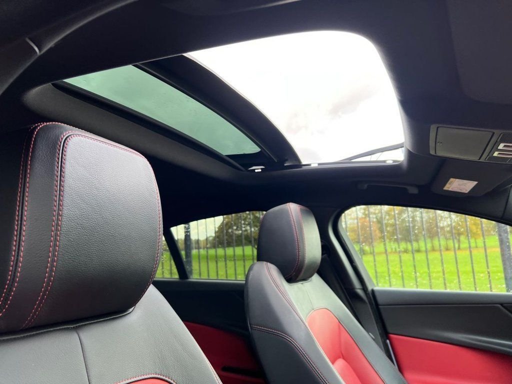 Used Jaguar XE 2015 for sale - 76950172: Photo 19