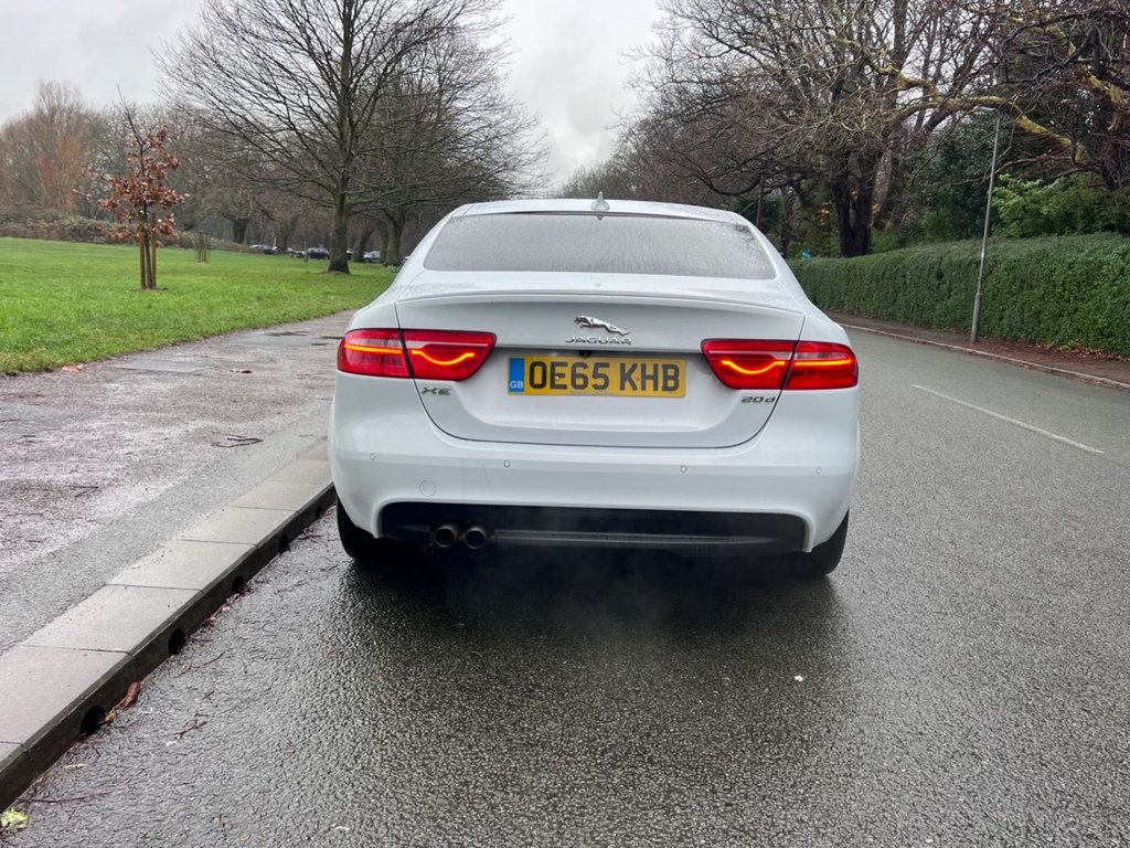 Used Jaguar XE 2015 for sale - 76950172: Photo 9