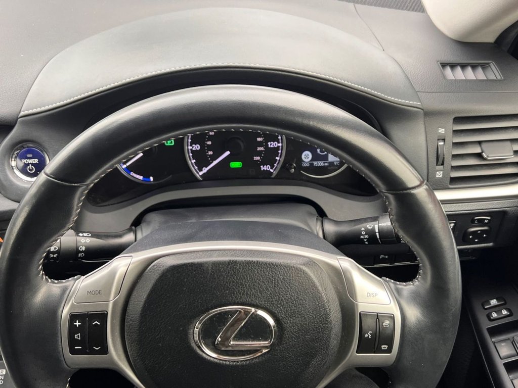 Used Lexus CT 2011 for sale - 76840838: Photo 23