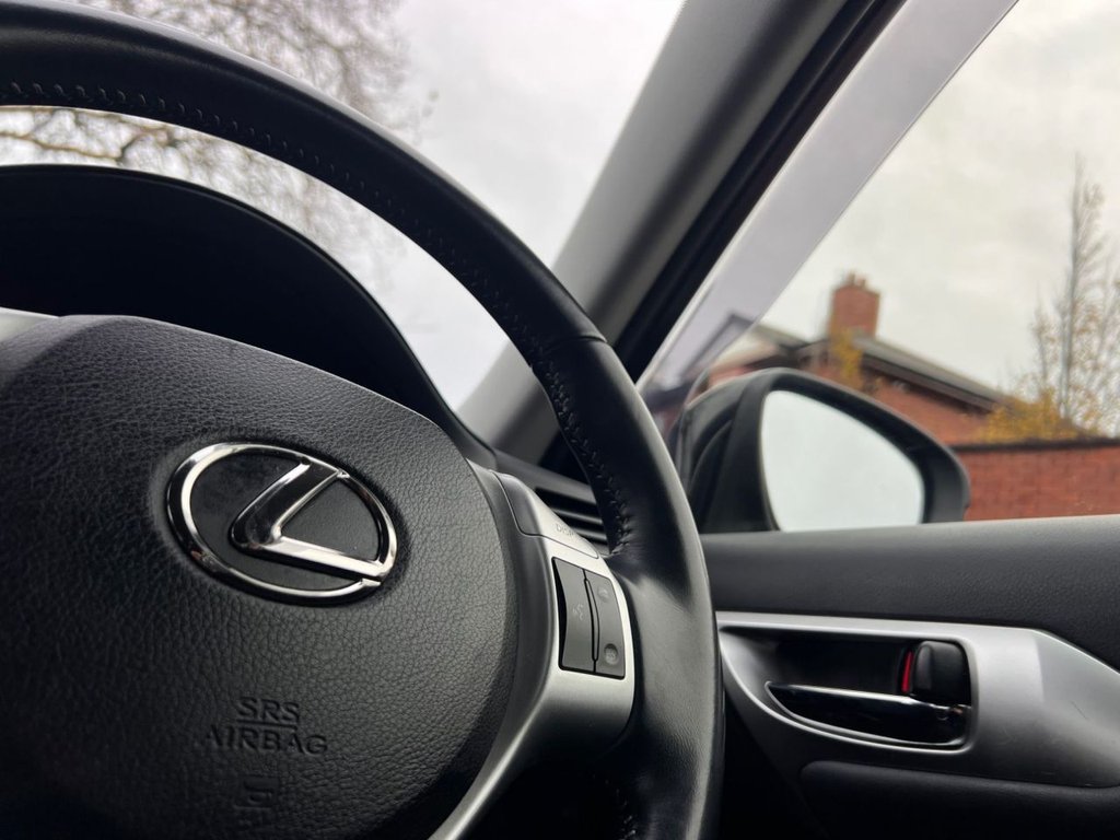 Used Lexus CT 2011 for sale - 76840838: Photo 27