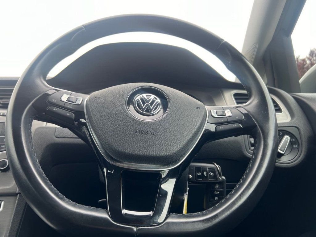 Used Volkswagen Golf 2016 for sale - 77110819: Photo 23