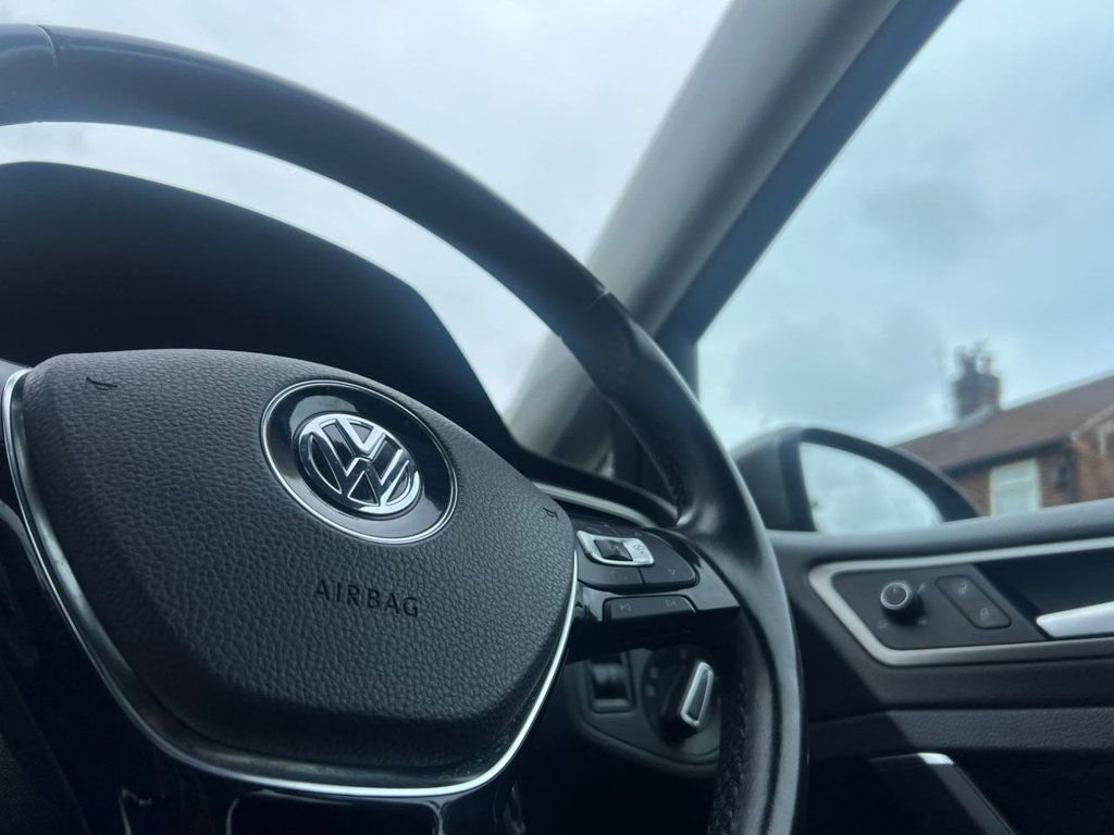 Used Volkswagen Golf 2016 for sale - 77110819: Photo 25