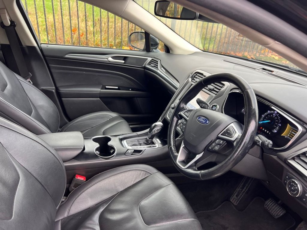 Used Ford Mondeo 2020 for sale - 76509636: Photo 2