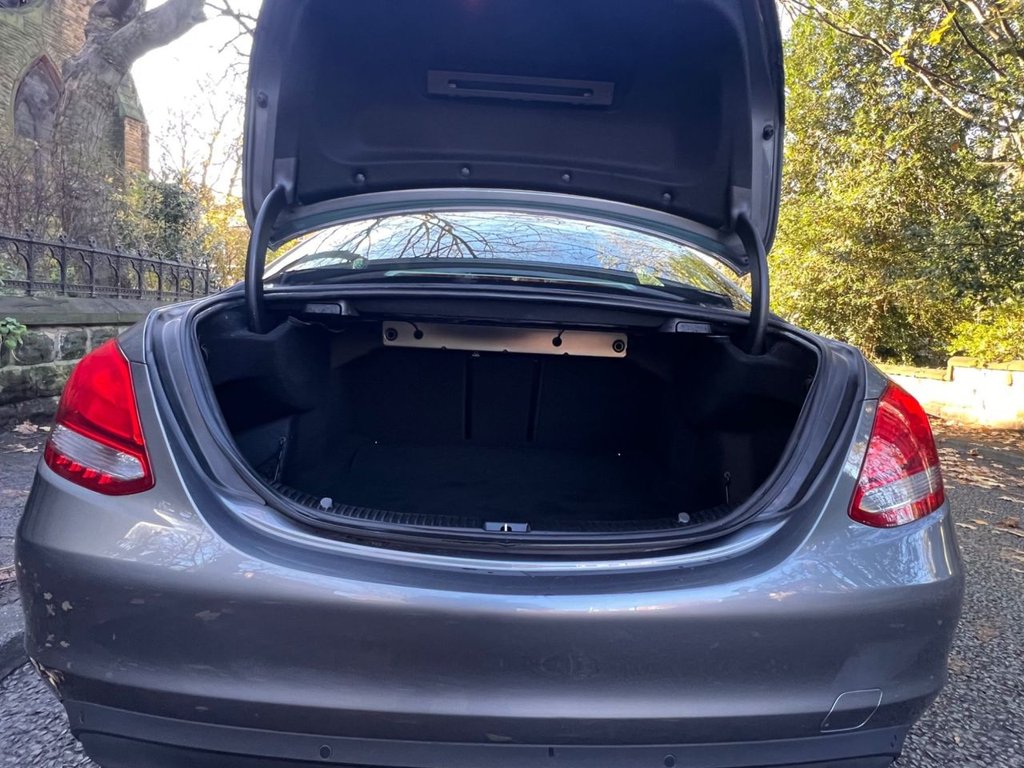 Used Mercedes-Benz C Class 2018 for sale - 76632453: Photo 12