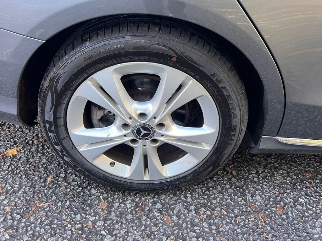 Used Mercedes-Benz C Class 2018 for sale - 76632453: Photo 13