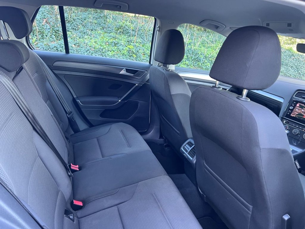 Used Volkswagen Golf 2017 for sale - 77952689: Photo 12