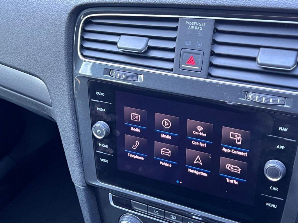 Used Volkswagen Golf 2017 for sale - 77952689: Photo 18