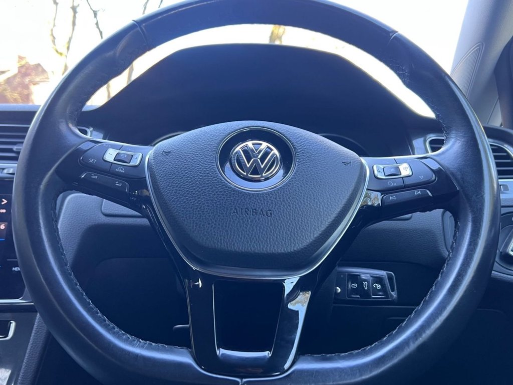 Used Volkswagen Golf 2017 for sale - 77952689: Photo 23